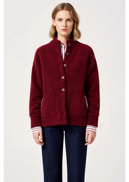 Kadın Buklet Dokulu Iplikli Geniş Kalıp Düğmeli Triko Hırka Şık ve Rahat Günlük Giyim Kombinleri fırsatları