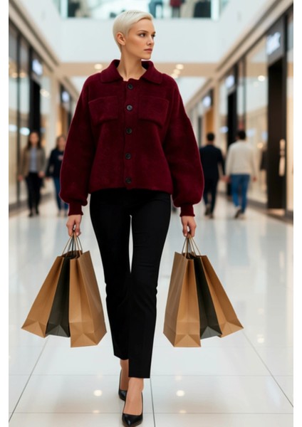 Kadın Yumuşak Dokulu Oversize Triko Hırka Mont Görünümlü Şıklık ve Sunan Tasarım Dayanıklı modelleri