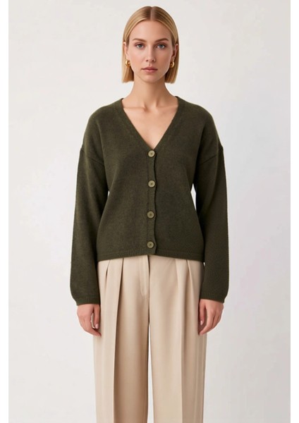 Kadın V Yaka Düşük Kol Triko Hırka Rahat Kalıp Günlük Stilin Tamamlayıcısı Konforlu Tasarım fırsatları