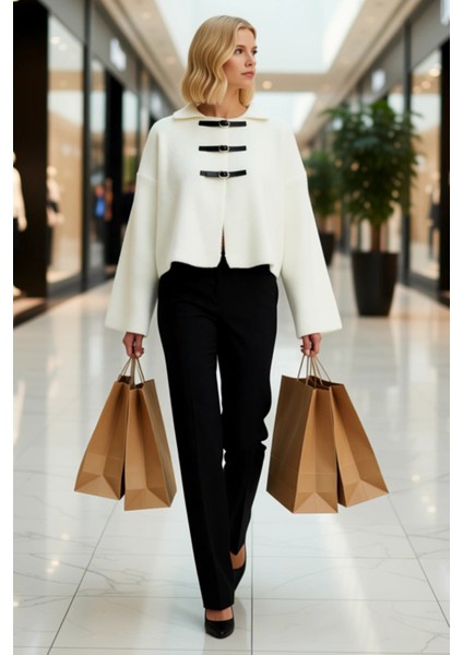 Kadın Polo Yaka Toka Detaylı Düşük Kol Yumuşak Dokulu Triko Hırka Ceket ve Modern Konforu Şık modelleri