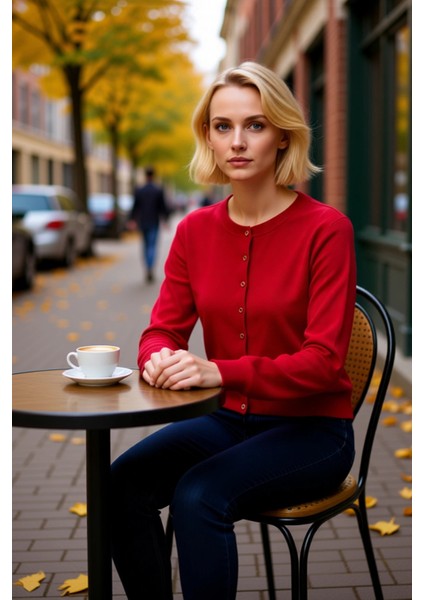 Kadın Giyim Koleksiyonu Düğme Detaylı Uzun Kollu Triko Hırka Günlük Tamamlayan Bir Parça Şık fiyatları