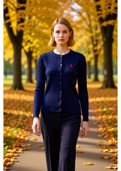 Kadın At Nakış Detaylı Saç Örgü Dokulu Ince Triko Hırka Günlük Şıklık ve Konfor Sunar Spor