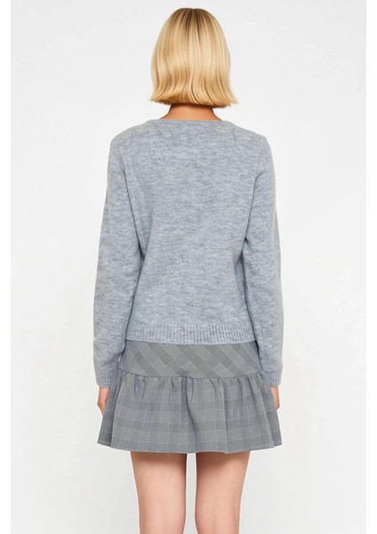 Genç Kızların Günlük Stiline Zarafet Katan Kalp Düğme Detaylı Kurdele Nakışlı Triko Hırka Şık indirimleri