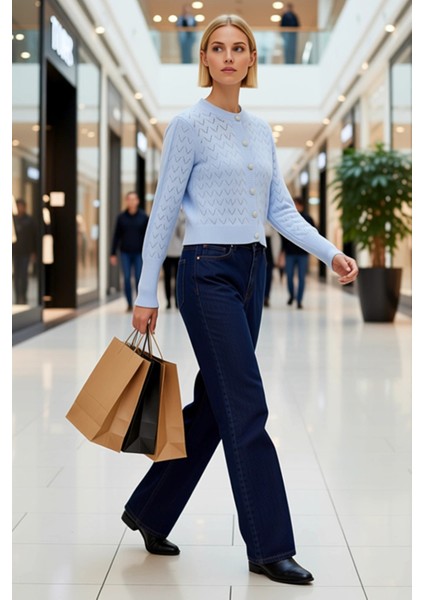 Kadın Ajurlu Zikzak Desenli Bisiklet Yaka Uzun Kollu Crop Kesim Düğmeli Triko Hırka Rahat ve Şık modelleri