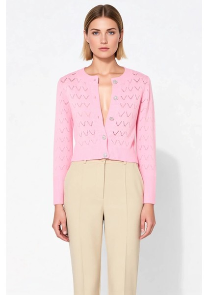 Kadın Ajurlu Zikzak Desenli Bisiklet Yaka Uzun Kollu Crop Kesim Düğmeli Triko Hırka Rahat ve Şık modelleri