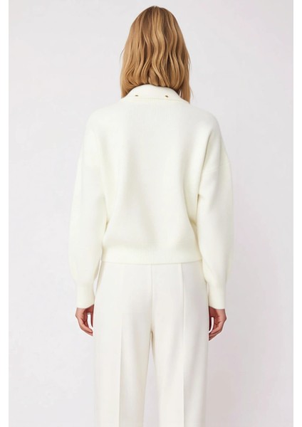 Kadın Geniş Kesim Düğmeli Triko Hırka Yumuşak Dokusu ve Şık Metal Detaylı Fular Aksesuarı Spor indirimleri