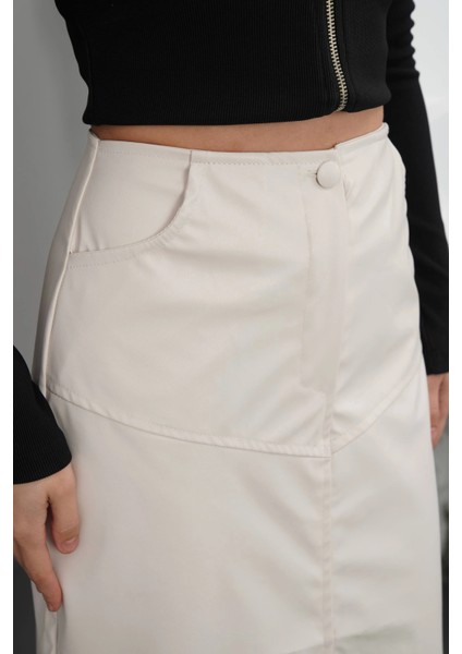 Yırtmaçlı Uzun Deri Etek Krem