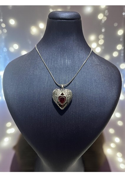 Çelik Kırmızı Taşlı Kalpli Kolye fiyatları