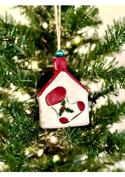 Beyaz Yılbaşı Çorap ve Duvar Süsü Seti, Şık ve Neşeli Dekoratif Ürünler