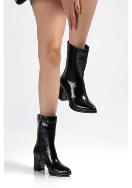 Wila Siyah Parlak Topuklu Tak Çıkar Çizme fırsatları