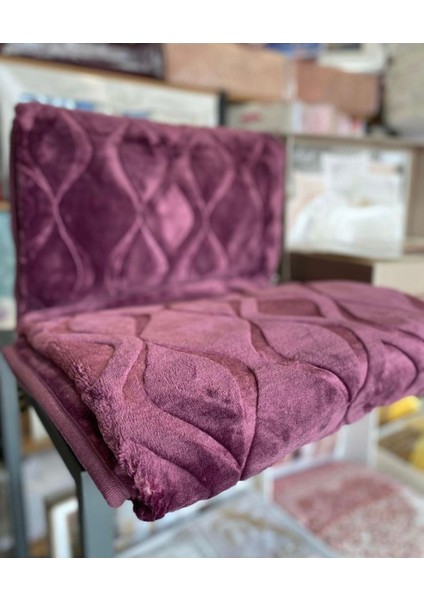 Taç Kalın Kabartmalı Tek Kişilik Battaniye