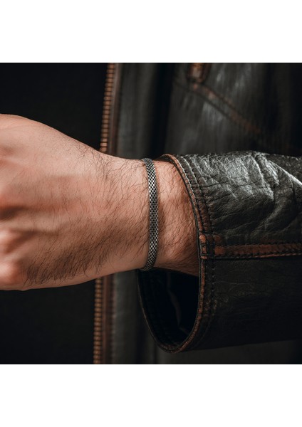 925 Ayar Gümüş Klasik Balık Sırtı Işlemeli Zincir Model Erkek Bileklik modelleri