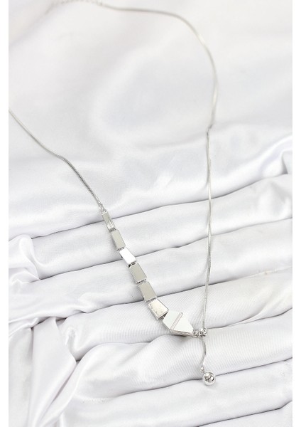 Pirinç Yılan Model Gümüş Renk Asansörlü Kadın Kolye fiyatları