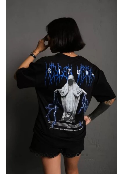 Unisex Bisiklet Yaka Baskılı Oversize T-Shirt - Siyah fırsatları