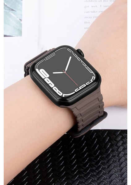 Apple Watch Ultra 49MM Mountain Kordon - SIYAH-TURUNCU-(5796) - MR000K-1FFUA0 modelleri