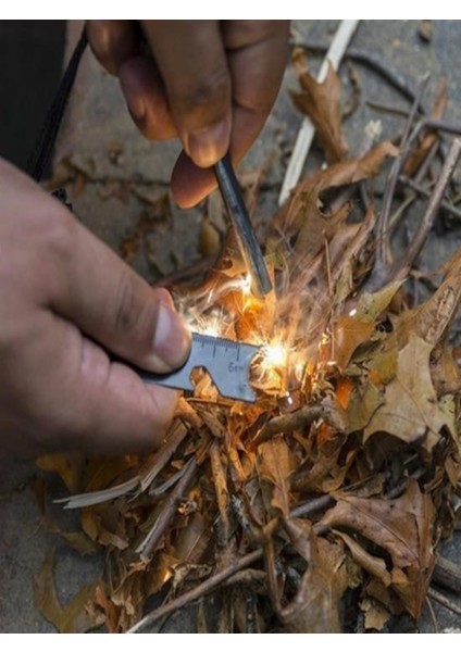 Magnezyum Ateş Başlatıcı Seti - Ferro Çubuk, Çok Amaçlı Kazıyıcı ve Acil Durum Düdüğü