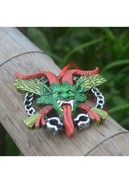 Reçine El Sanatları, Ev Pastoral Dekorasyonları, Şeytan Kolyeler, Zarif Oyulmuş Asmalar (Yurt Dışından) fiyatları