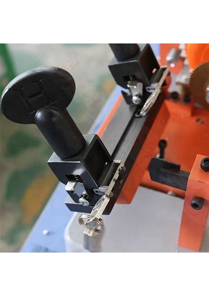 2 Adet Tuş Fikstür Seti Boş Anahtar Kesme Anahtarı Kopyalama Makinesi Yedek Parça Fikstür Seti Için Uygundur. (Yurt Dışından) modelleri