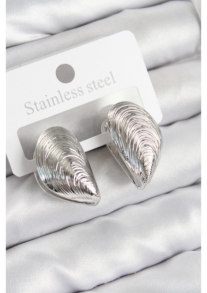 Pirinç Istiridye Model Gümüş Renk Kadın Küpe