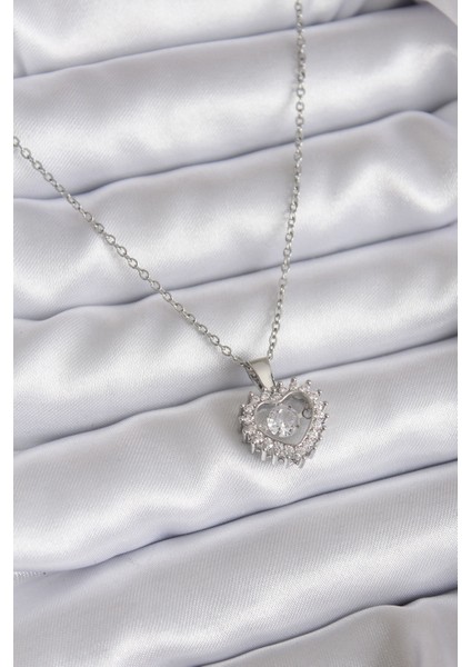 316L Çelik Zincir Gümüş Renk Zirkon Taşlı Kalp Model Kadın Kolye