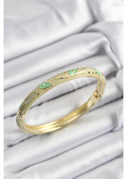 Mineli Pirinç Yeşil Yaprak Motifli Gold Renk Kadın Kelepçe