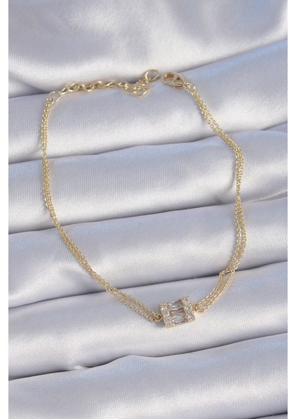 Pirinç Gold Renk Kare Zirkon Taşlı Kadın Bileklik