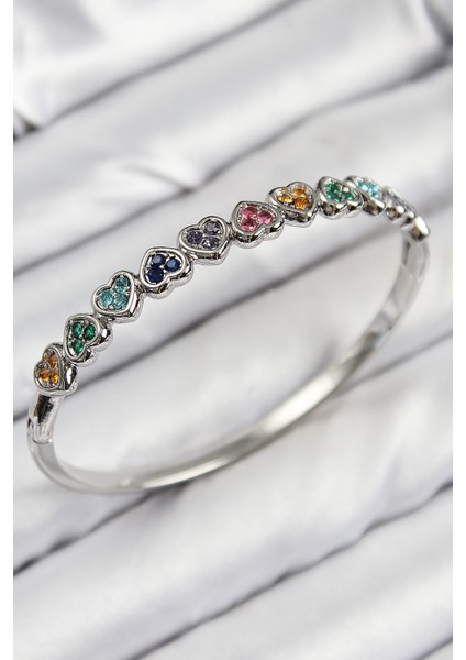 Pirinç Renkli Zirkon Taşlı Sıralı Kalp Model Gümüş Renk Kadın Kelepçe