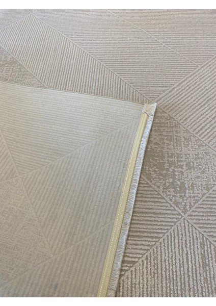 Beyaz Krem Ipekli Parlak Salon Halısı indirimleri