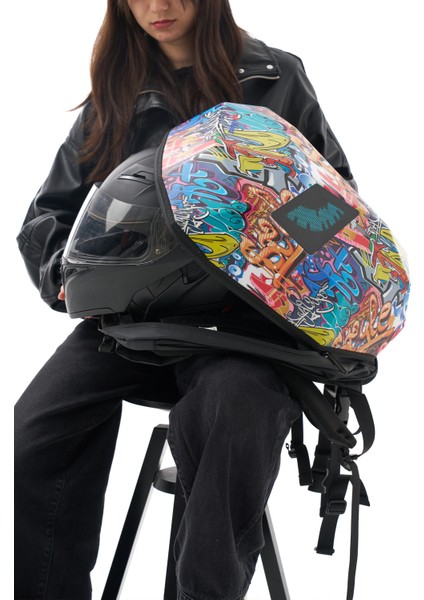 LED Göz Maskeli Grafiti Akıllı Sırt Çantası – USB Şarj Girişli, Sert Kasa fiyatları