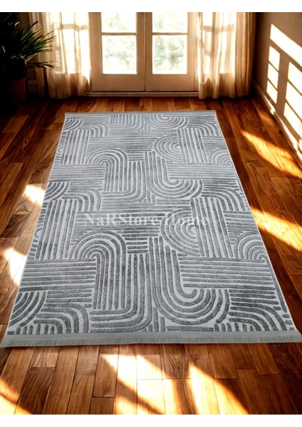 Gri ve Beyaz Saçaklı Kabartmalı Kaymaz Yıkanabilir Halı, Şık ve Dayanıklı Tasarım