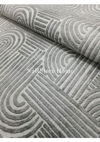 Gri ve Beyaz Saçaklı Kabartmalı Kaymaz Yıkanabilir Halı, Şık ve Dayanıklı Tasarım fırsatları