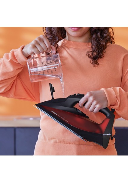 2800 W Güçlü Bej Elektrikli Ütü DST7022 fırsatları