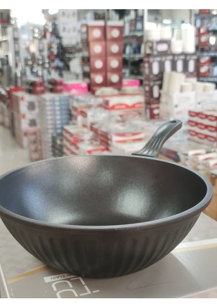 Döküm Granit Wok Tava 28CM 5mm Kalınlıkta Şık Tasarım Vok Tava fırsatları