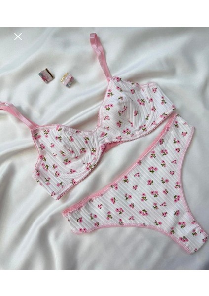 Kadın Beyaz Pembe Çiçekli Penye Iç Çamaşır Takımı fiyatları