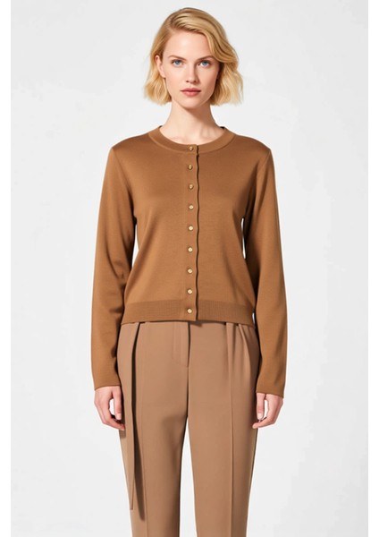 Kadın Giyim Koleksiyonu Düğme Detaylı Uzun Kollu Triko Hırka Günlük Tamamlayan Bir Parça Şık fırsatları