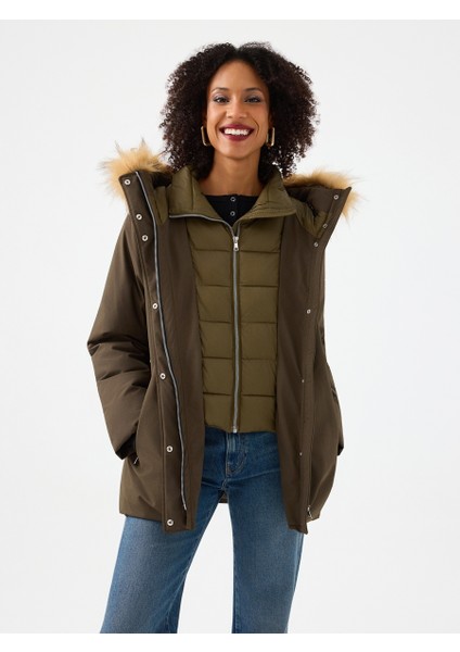 Regular Fit Kadın Kaban