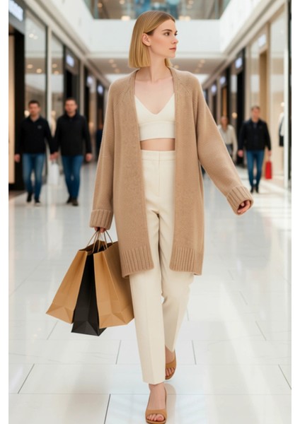 Kadın V Yaka Reglan Kol Uzun Boy Geniş Kalıp Yumuşak Dokulu Düz Desen Rahat Triko Örgü Hırka modelleri