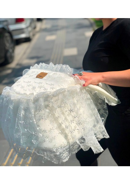Sema Baby Fistolu Güpürlü Lüks Yenidoğan Bebek Yatağı - Ekru fiyatları