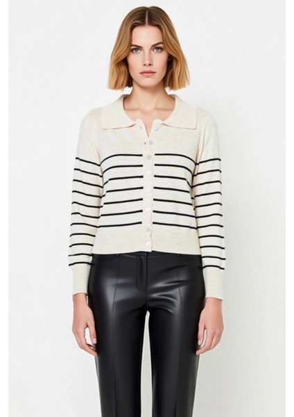 Kadın Çizgili Desenli Polo Yaka Düğmeli Crop Triko Hırka Uzun Kollu Rahat Kalıp Ilkbahar Sonbahar fırsatları