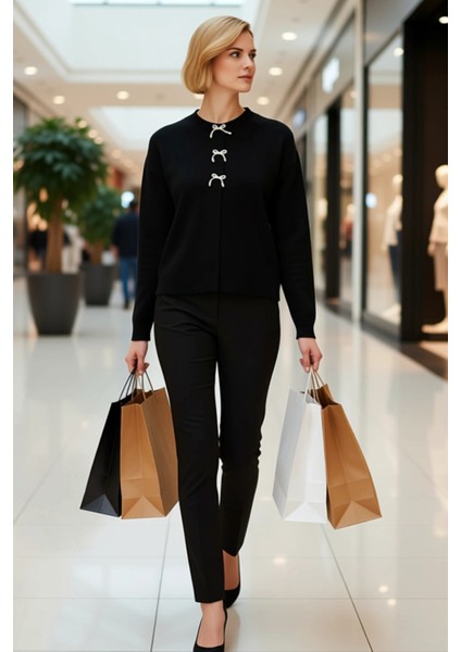 Zarif Kurdele Fiyonk Detaylı Şık ve Konforlu Yumuşak Dokulu Kadın Triko Hırka Günlük Kullanım modelleri