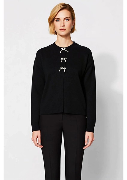 Zarif Kurdele Fiyonk Detaylı Şık ve Konforlu Yumuşak Dokulu Kadın Triko Hırka Günlük Kullanım fırsatları