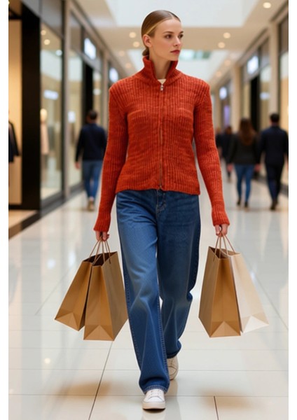 Kadın Gardırop Temelleri Fermuarlı Dik Yaka Yumuşak Dokulu Fit Kesim Uzun Kollu Triko Hırka modelleri