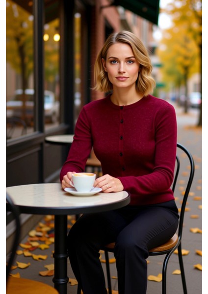 Kadın Simli Iplik Dokulu Vücuda Oturan Bisiklet Yaka Uzun Kollu Triko Hırka Şık Görünüm Akşam fiyatları