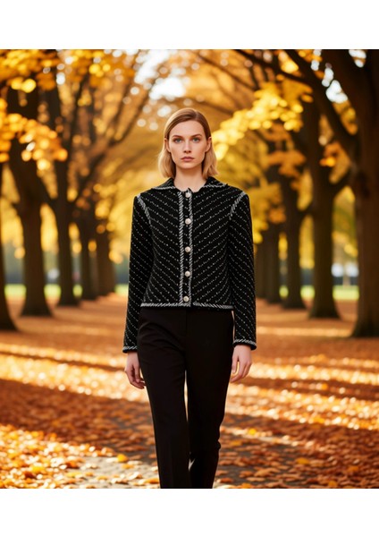 Kadın Dokulu Triko Ceket Fonksiyonel Dayanıklı Kaliteli Konforlu Estetik Premium Modern Şık