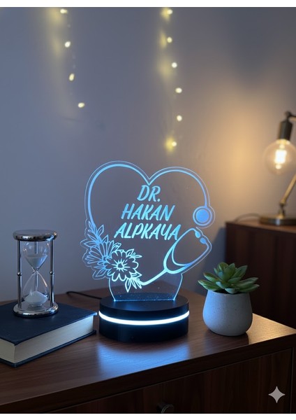 Kişiye Özel Doktor LED Işıklı Masa Lambası – Isim Yazılı Hediyelik fiyatları