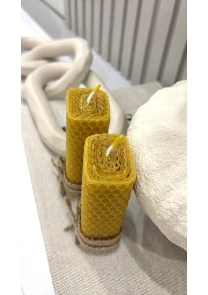 “doğal Balmumu Kare Mum – 10 cm Boy / 3 cm Çap – El Yapımı”