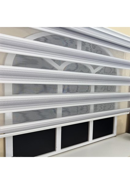 Gri Renk Geçişli Zebra Stor Perde