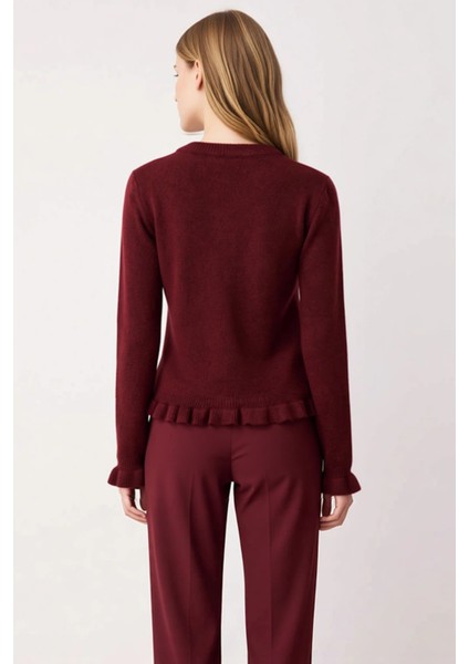 Kadın Fırfır Detaylı Düğmeli Triko Hırka Yumuşak Dokusuyla Günlük Kombinlerinize Zarafet Katıyor fırsatları