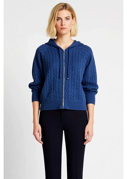 Kadın Rahat Kesim Saç Örgü Desenli Kapüşonlu Fermuarlı Triko Hırka Kışlık Kombinlerinize Şıklık fırsatları