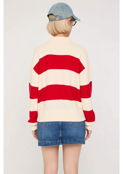 Genç Kadın Çizgili Polo Yaka Triko Hırka Konforlu Selanik Örgü Dokusuyla Günlük Şıklığınıza Yeni Bir indirimleri